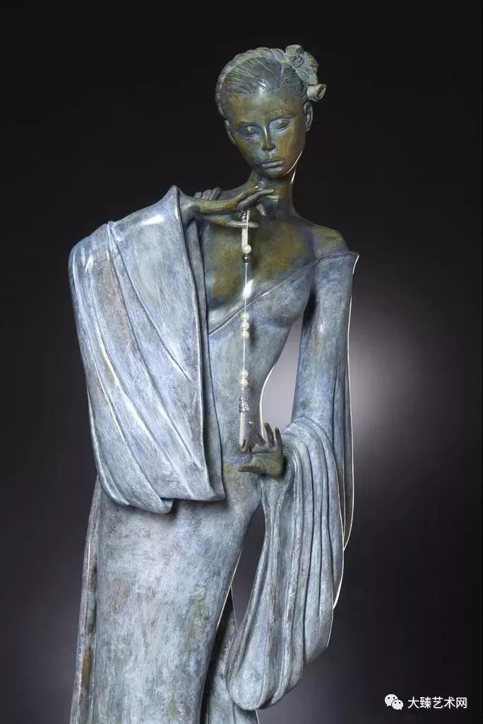 领袖级的女雕塑家--芭芭拉·赫普沃斯—抽象赋予雕塑更加纯粹的灵魂!