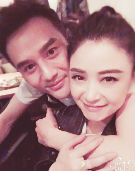 王凯王鸥新恋情曝光?朋友聚餐只有他俩亲密牵