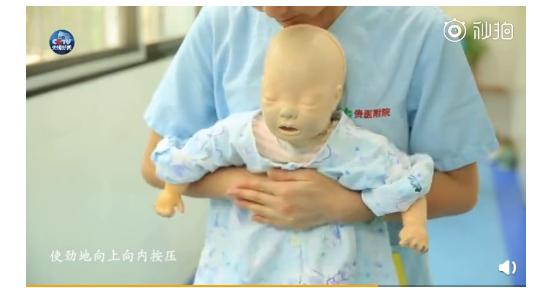                     2岁男童因家长喂了这个食物，不幸身亡，无奈的是很多家长仍在犯