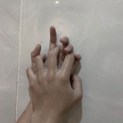 情侣手控:有种小鹿乱撞的感觉