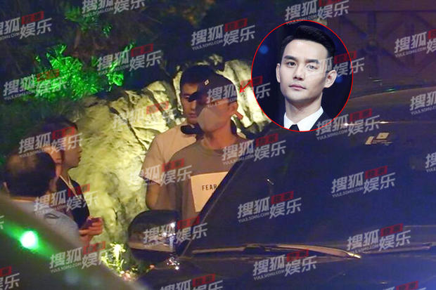 绯闻成真?王鸥王凯深夜约饭 大胆牵手与朋友热聊
