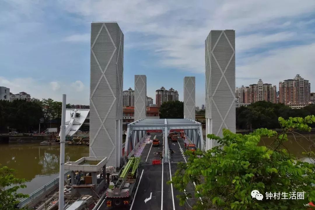 连接市桥街和桥南街的主要通道, 标志着番禺区民生工程建设