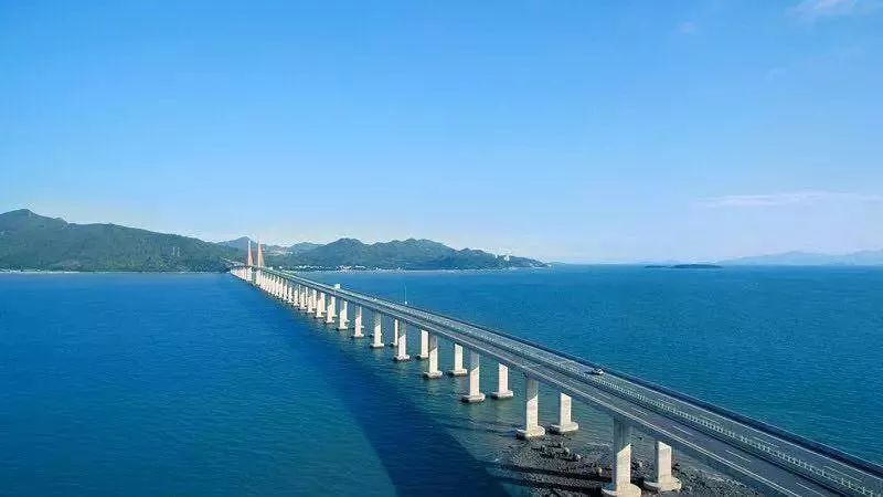 泛珠三角 省区经济总量_幼儿园区角(2)