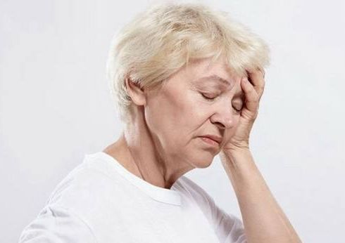头痛是身体在示警!头顶痛、偏头疼、前额痛怎