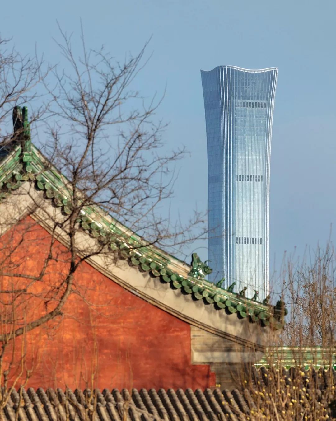 问界又一顶梁柱立起来了！全新M8交付45天即破2万台