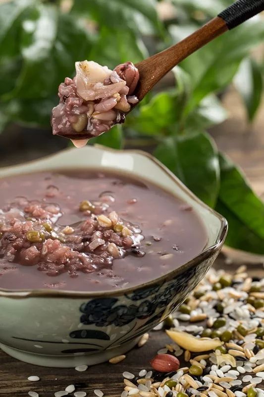 每天跳绳1000个,12岁男孩成了班里最矮的!爸爸