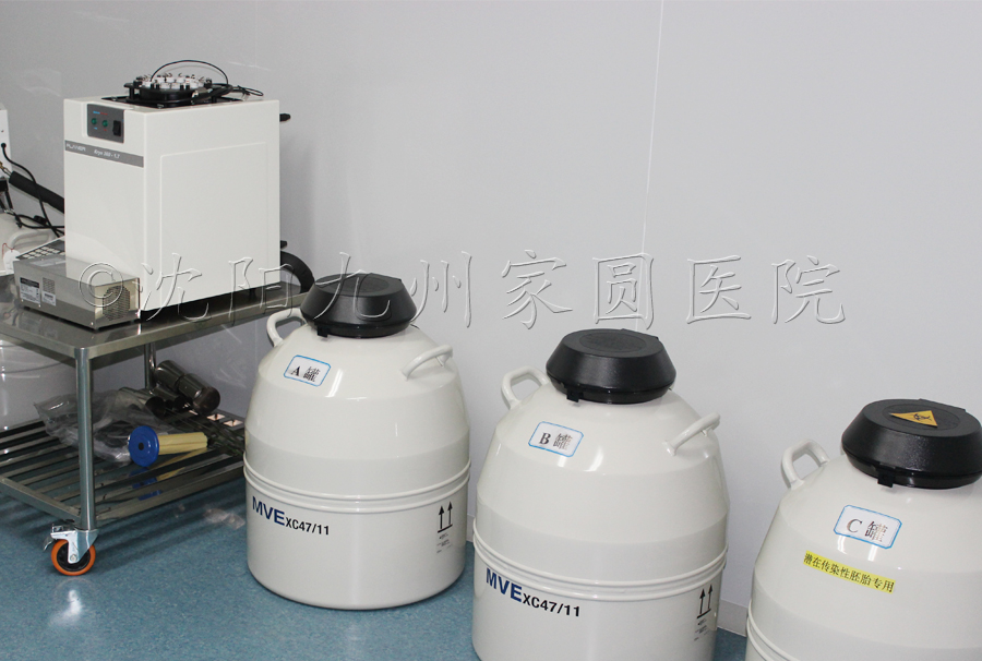                     婴有尽有丨小宝宝有大肚肚，为啥宝宝的肚子鼓鼓的？