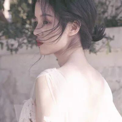 怎么夸中性风格的女生 b043113b07314386ab2a9f9bc077939f.jpeg