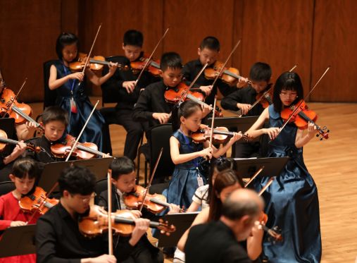 凤凰乐谷少儿弦乐团赴港参加"国际青年弦乐艺术交流音乐会"圆满结束!