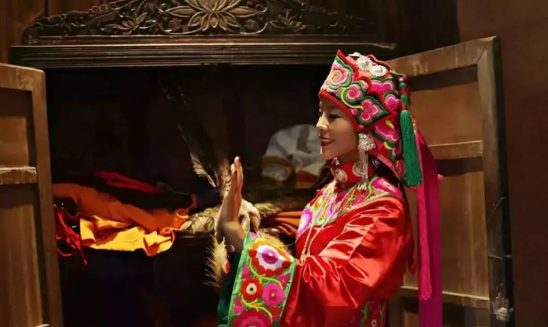 这款"尔玛嫁衣",看完让你分分钟想结婚 !