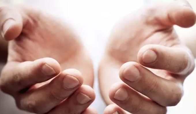 心脏病人手臂上长痣好不好