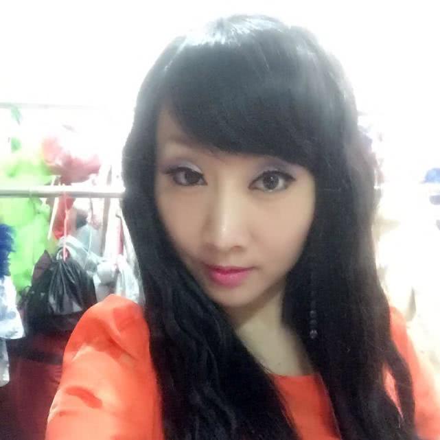 云飞前妻原来这么美,甩郭津彤十条街