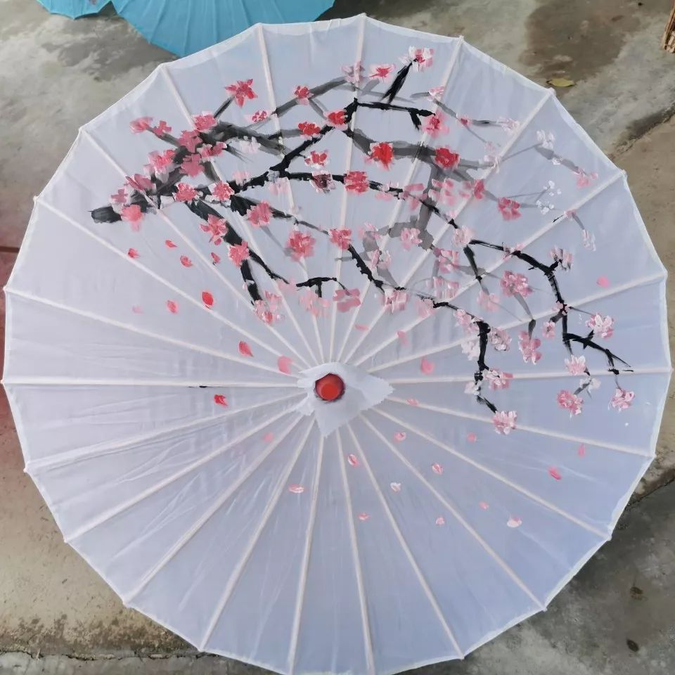 活动风采手绘油纸伞邂逅一场古韵的诗意