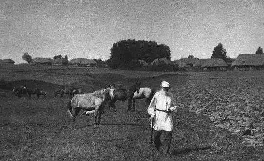 俄国大作家列夫 · 托尔斯泰对《道德经》的译