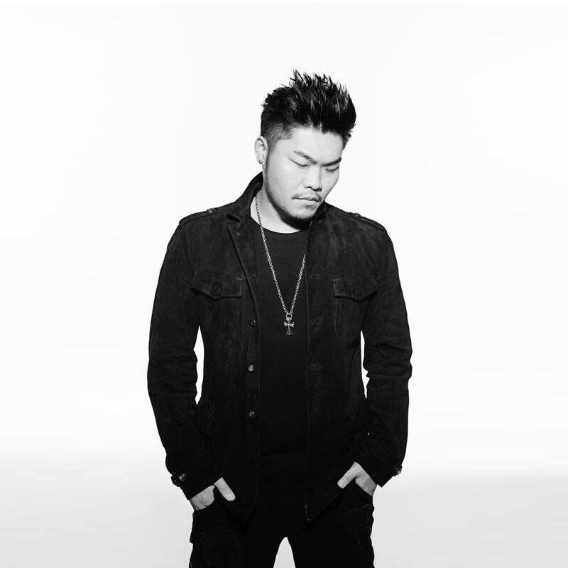 李玖哲献唱电影片尾曲《结局》,唱出青春岁月