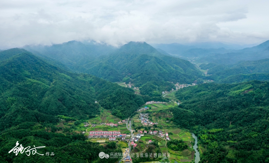 十万人口的城市是什么级别_常住人口登记卡是什么(3)