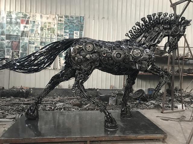 机械装置雕塑---机械马