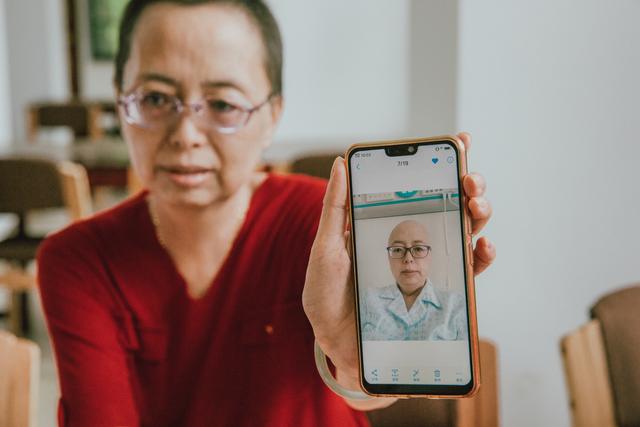                     王凤，46岁，鼻咽癌｜我儿子抱着我，妈妈，你要坚强