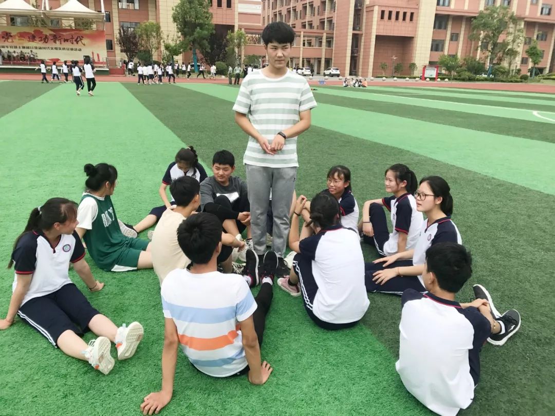 泗县刘圩中学举行“珍爱生命、远离毒品”签名仪式_教育