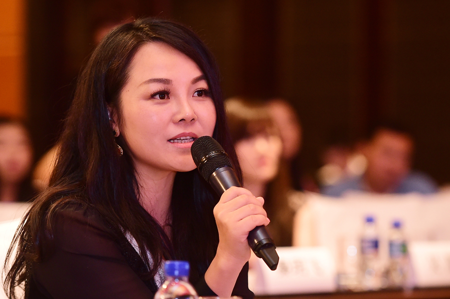 对话外联出国何梅只要你有两个cai你就可以移民