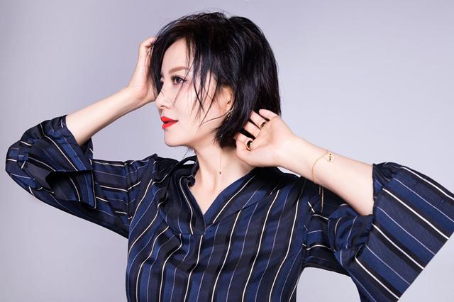 最新时尚电视剧 98deadcf570a42df9673f8195c6c3fc0.jpeg