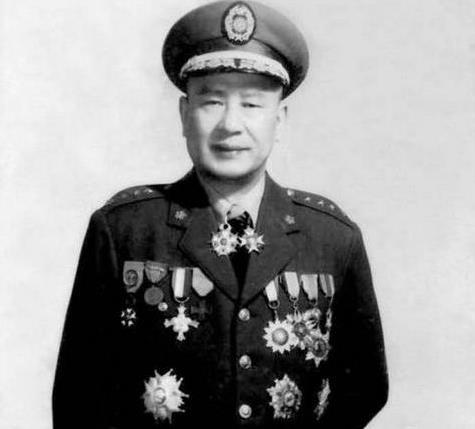 他杀了数万红军及师长,林彪和彭德怀曾败于他手,晚年死因不明
