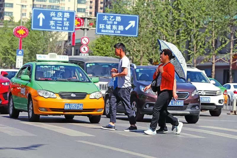 陕西推广西安车让人人守规做法在全省开展文明交通实践行动