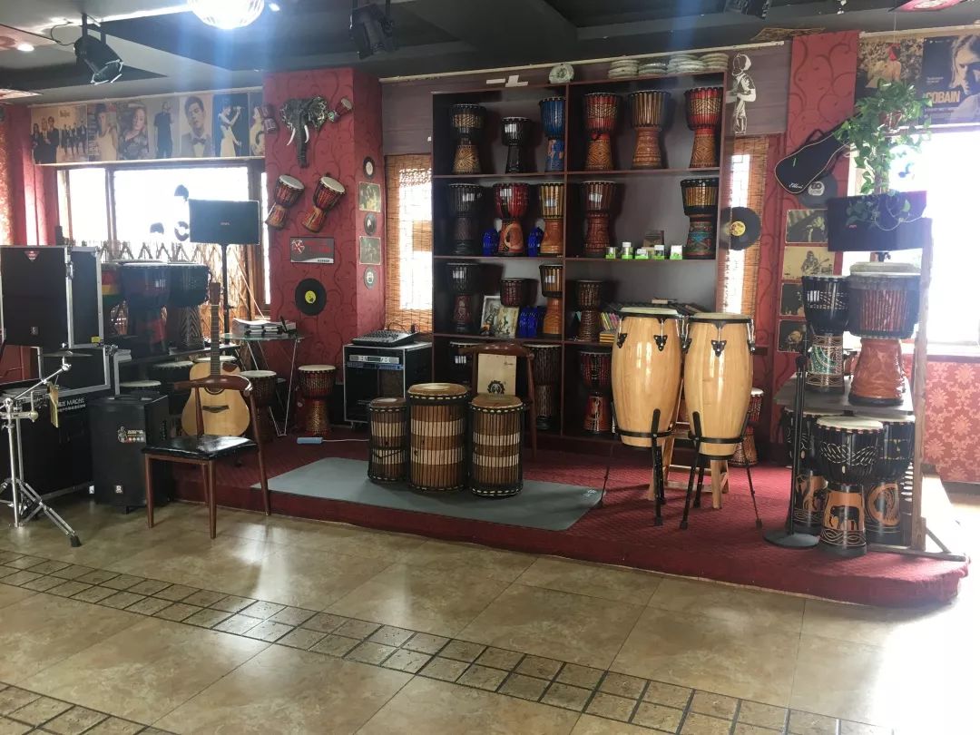 刘雍非洲鼓成都市都江堰精品班