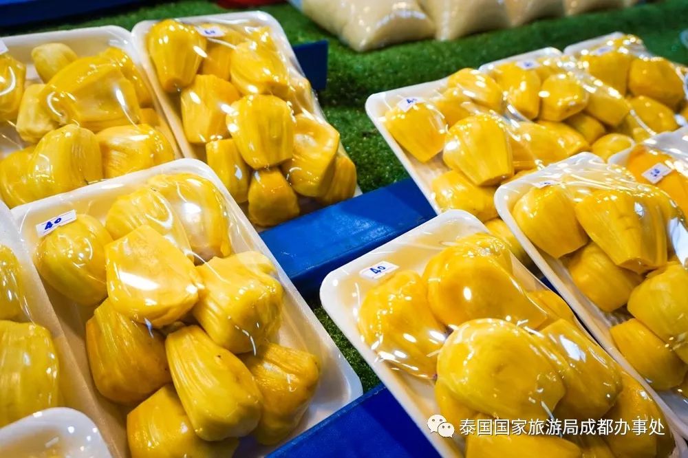 IN泰国丨实拍泰国水果价格,10元一个的榴莲真