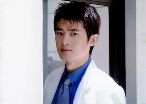 孙思瀚是做什么工作的 e15c4ed939d44f02be0c6cc3dbd3c5ac.jpeg