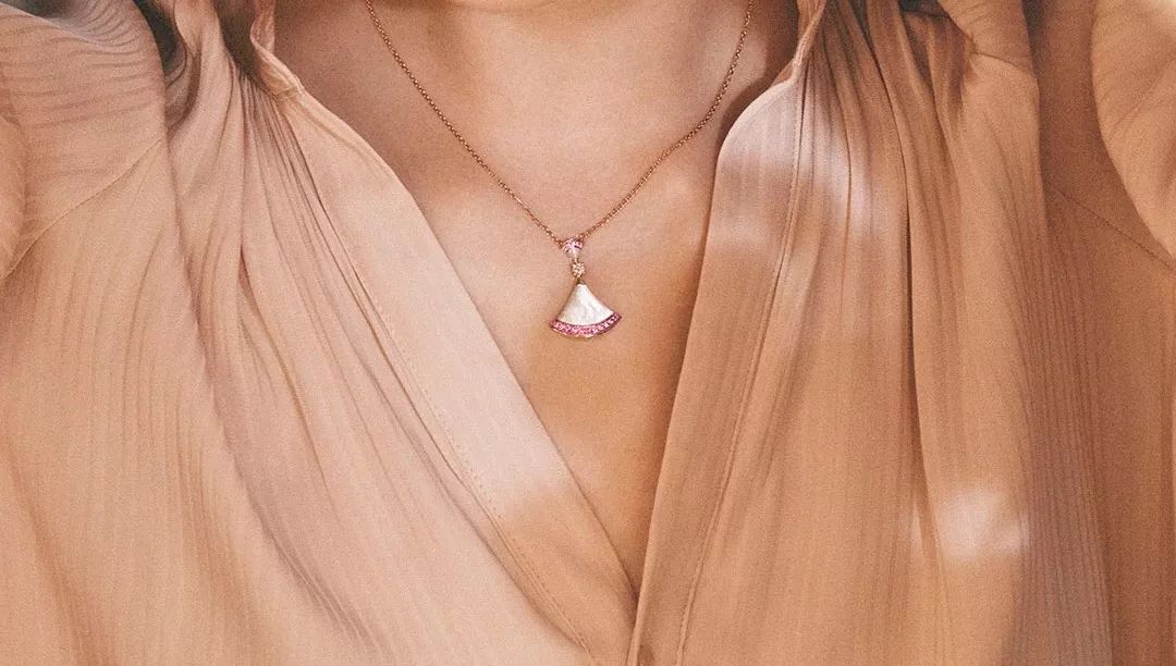 ����ű����̲��మ��;������׽ɳĮ������Ӱ;�����ǳ��֡��н�֮�⡱...