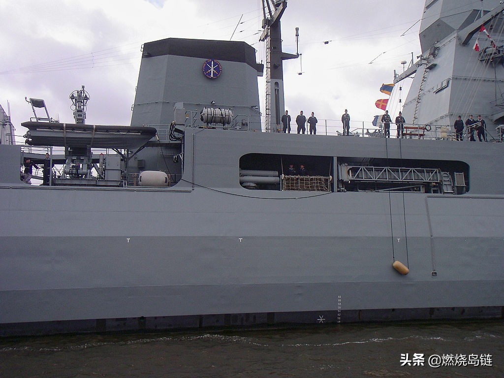 德国海军舰队的防空中坚力量f124型萨克森级护卫舰