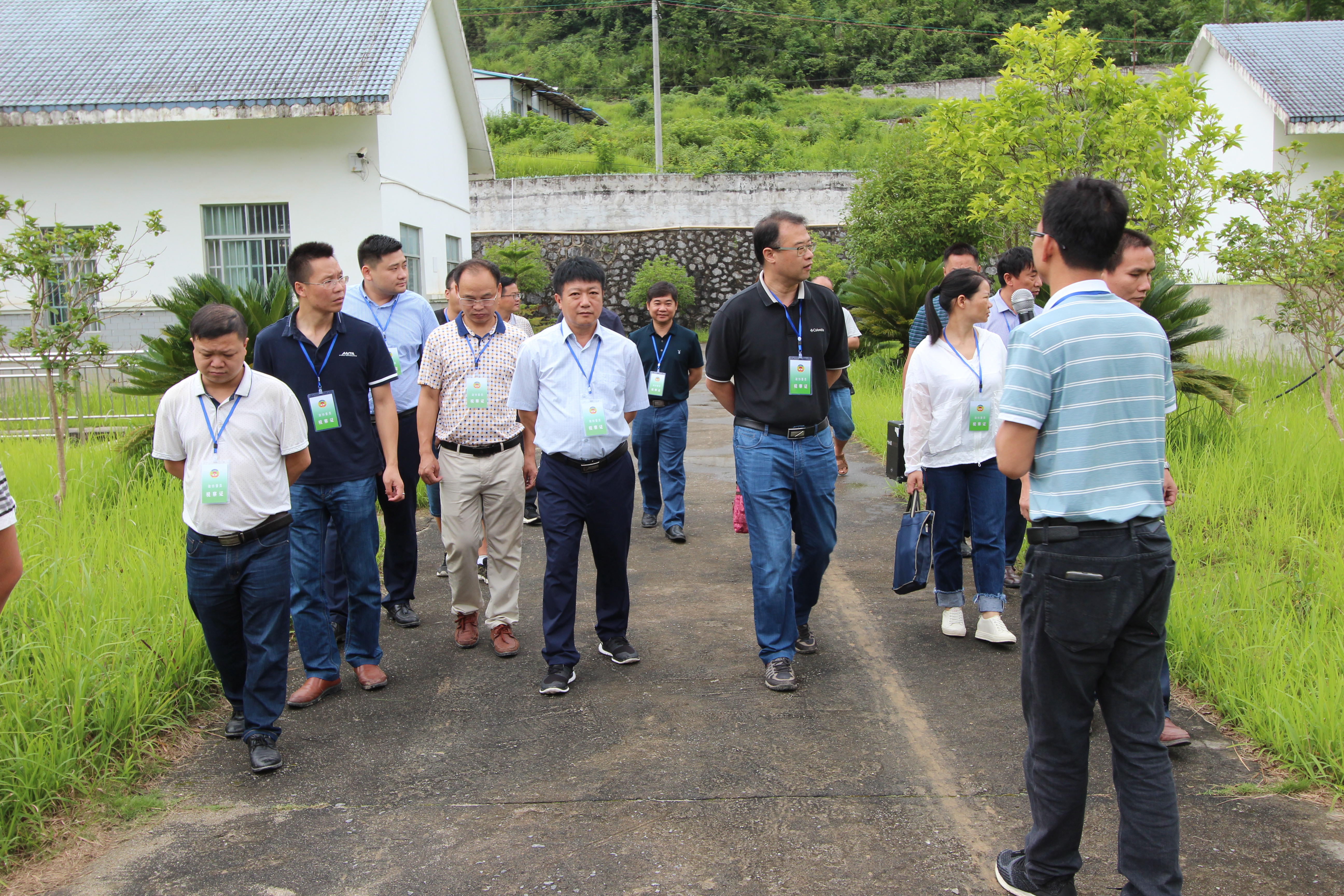 乐业县政协加强饮用水安全保障助推康养旅游扶贫