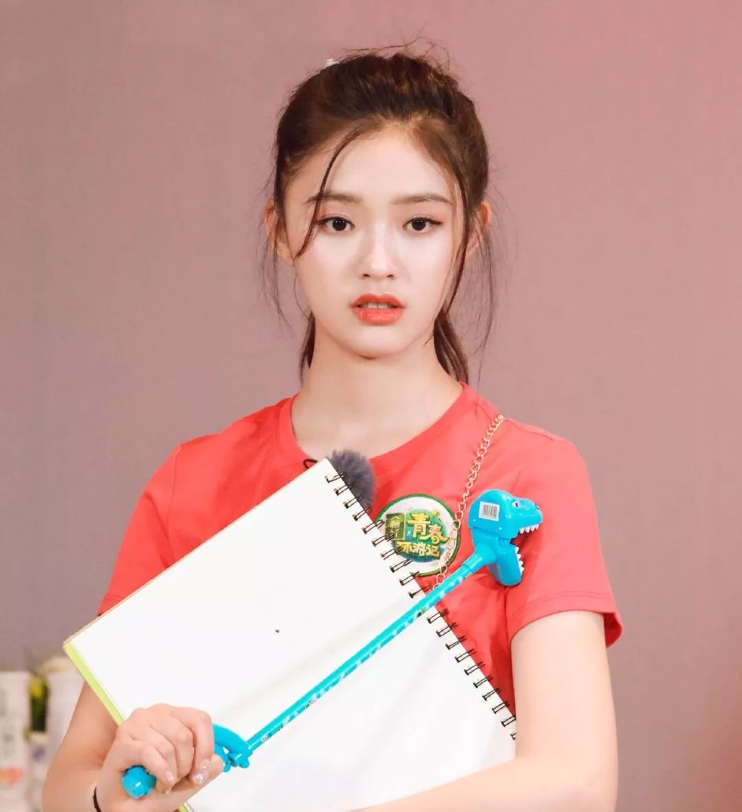 别人热到脱妆,林允照样精致?“美妆博主”不是吹的! www.chunji.cn 别人热到脱妆,林允照样精致?“美妆博主”不是吹的! chunji.cn