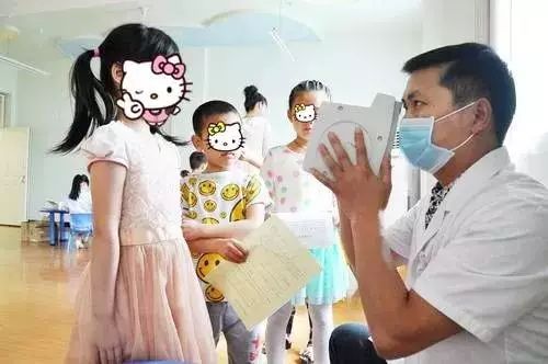                    杭州虎妈痛哭：13岁学霸儿子长不高了，最多1米58！医生：家长都有这个通病
