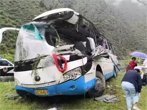 突发!四川一旅游大巴车被飞石击中,已致8死16伤 ibet国际平台新地址