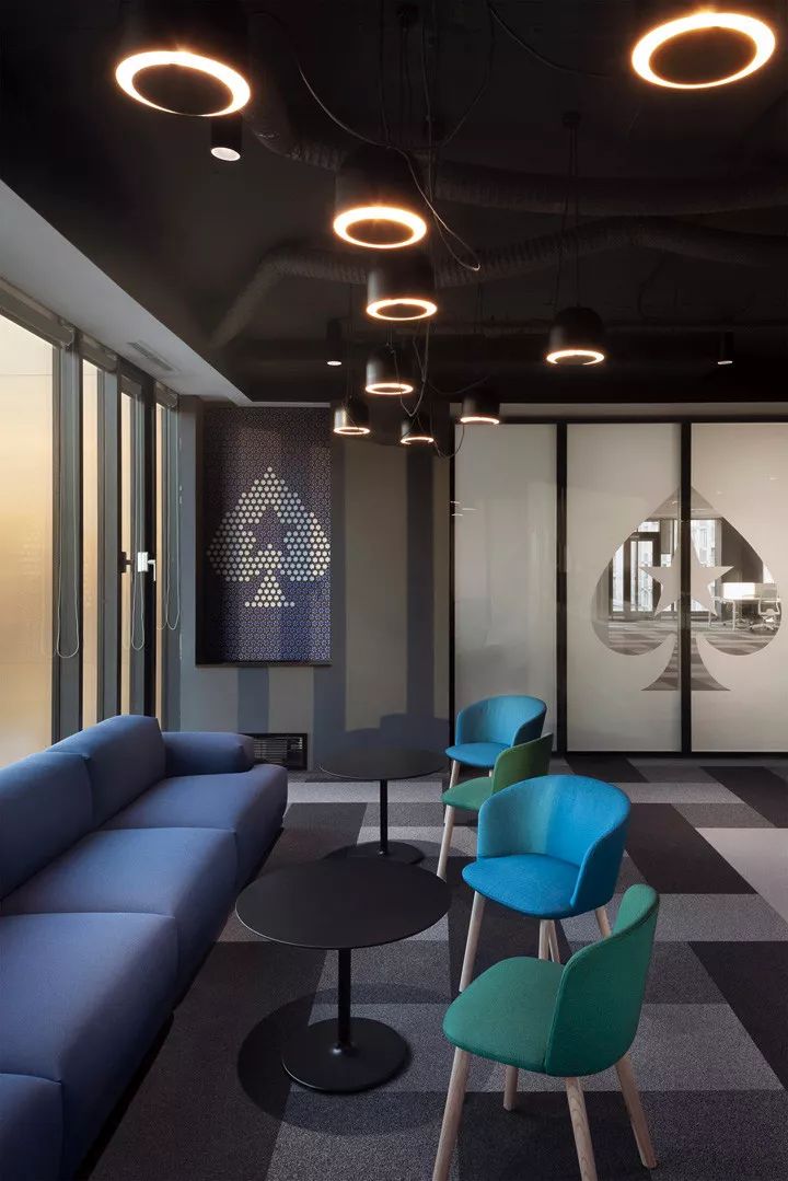 纸牌语境 在线博彩游戏Stars Group索非亚办公