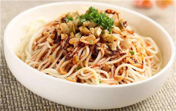 正宗四川凉面怎么做,凉面调料制作步骤方法