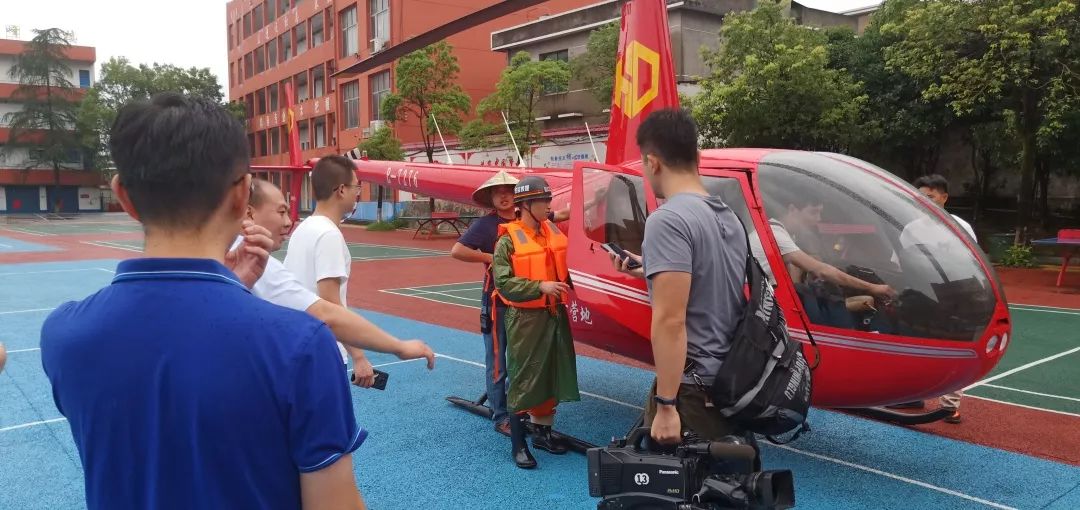 空中救援队 | 武功山航空飞行营地派直升机赴湘东,芦溪抗洪救灾