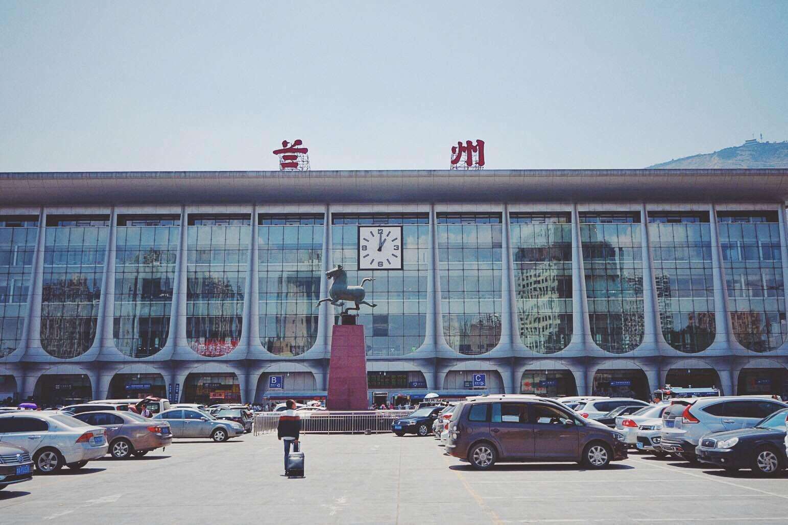 四川曾经的gdp拿过第一吗_四川gdp城市排名