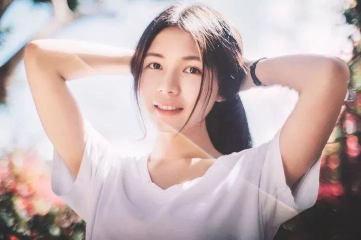 拍照怎么拍出电影比例 5f55ee9ccb454ecaad722ef32715fece.jpeg