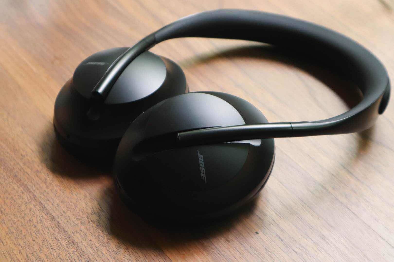 Bose 700 降噪耳机现场体验:外观更时尚,通话降噪效果明显 www.v118.com Bose 700 降噪耳机现场体验:外观更时尚,通话降噪效果明显 v118.com