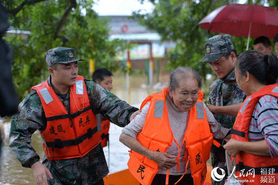 连日暴雨福建多地受灾 省军区出动民兵19批4000余人次在一线救灾 赌博技巧