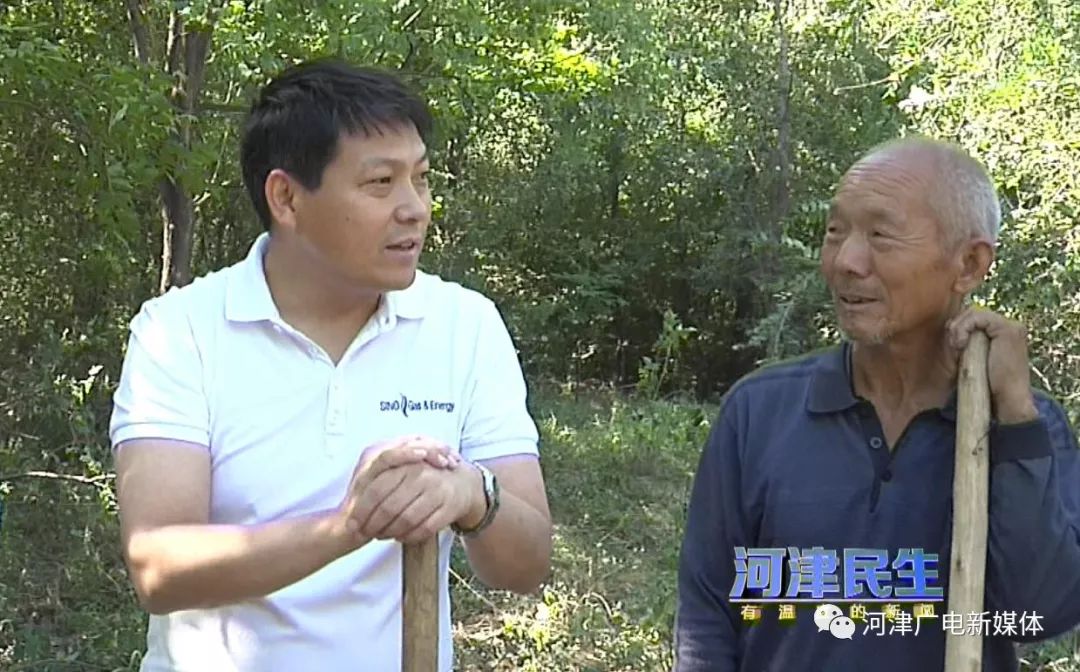 三天的调研时间虽然不长 但鞠书记亲民,爱民,为民的形象 却给当地村民