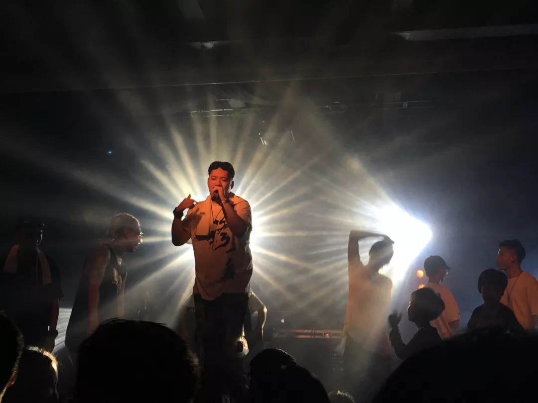 freestylebattle现场 b03b08c45e784a988c431d004944c320.jpeg