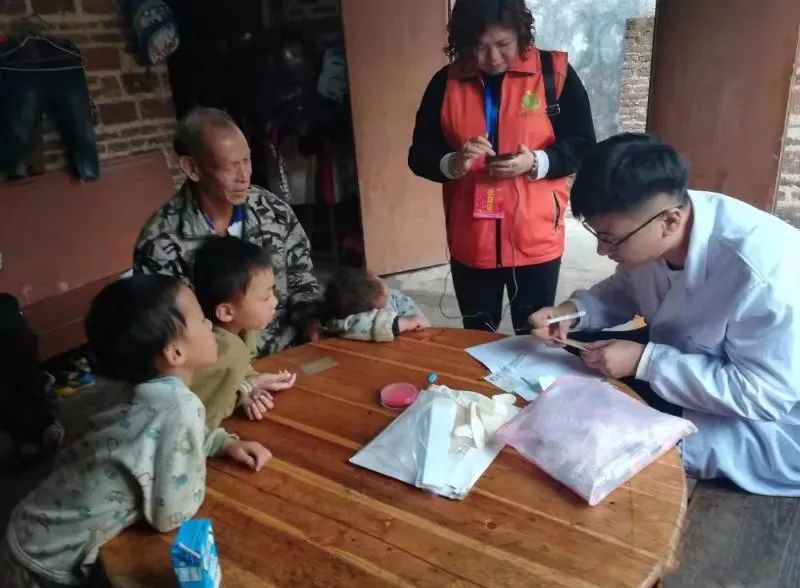 镇安县有多少人口_镇安县地图(2)