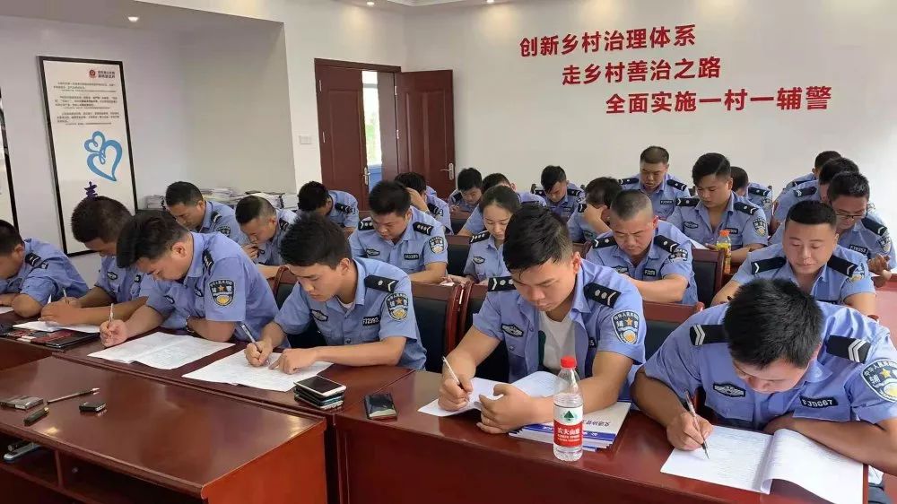 【践行新使命 忠诚保大庆】邵东县公安局开展"三警"大