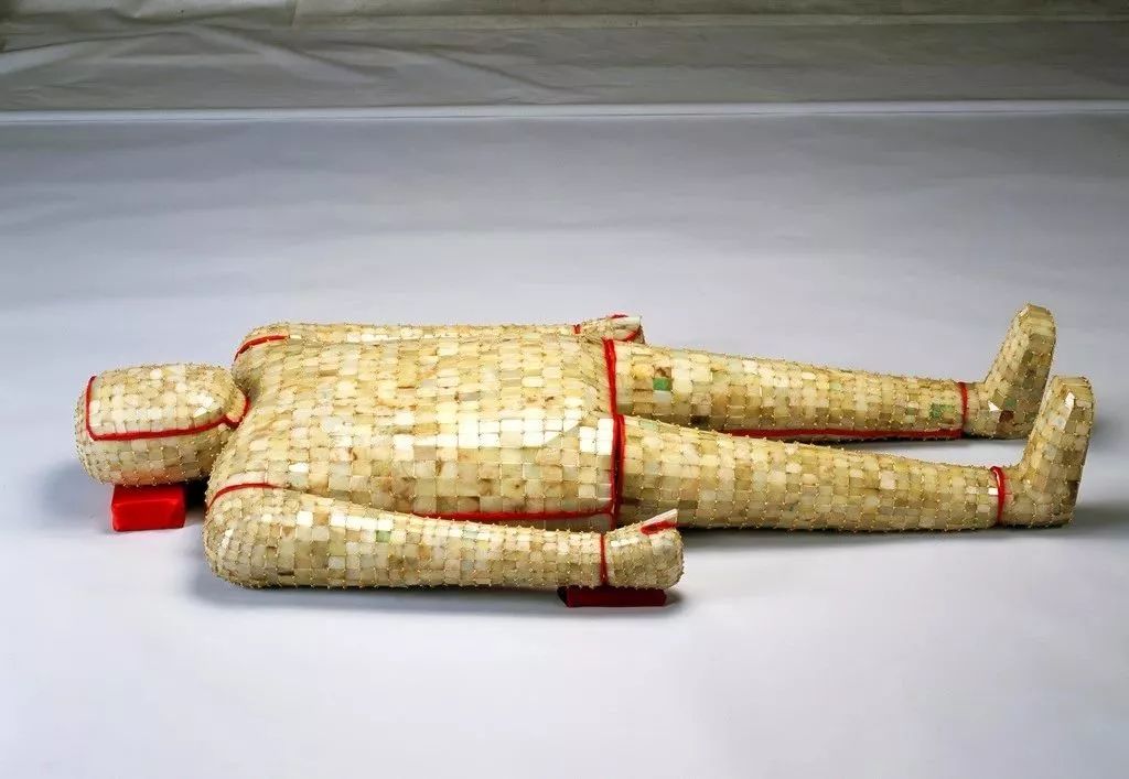 这件最美金缕玉衣,号称能起死回生,盗墓贼却不敢偷?只因用料惊人! 万博娱乐网址
