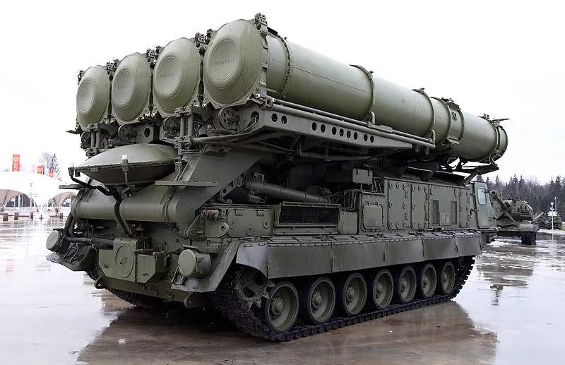原创致命铁幕:俄罗斯s-300系列远程地对空导弹