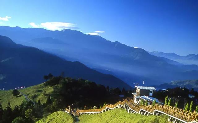 山上美景 音乐 ee918bff869f40ccbd6d5362aff7b9b8.jpeg